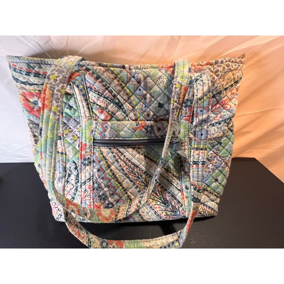 Vera Bradley Large Quilted Tote Bag Purse Womens Multicolor Painted Medallions - Picture 1 of 4